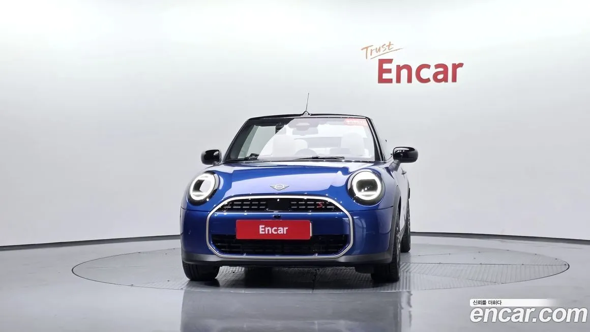 Mini Cooper Convertible 2025 из KR, фото 3