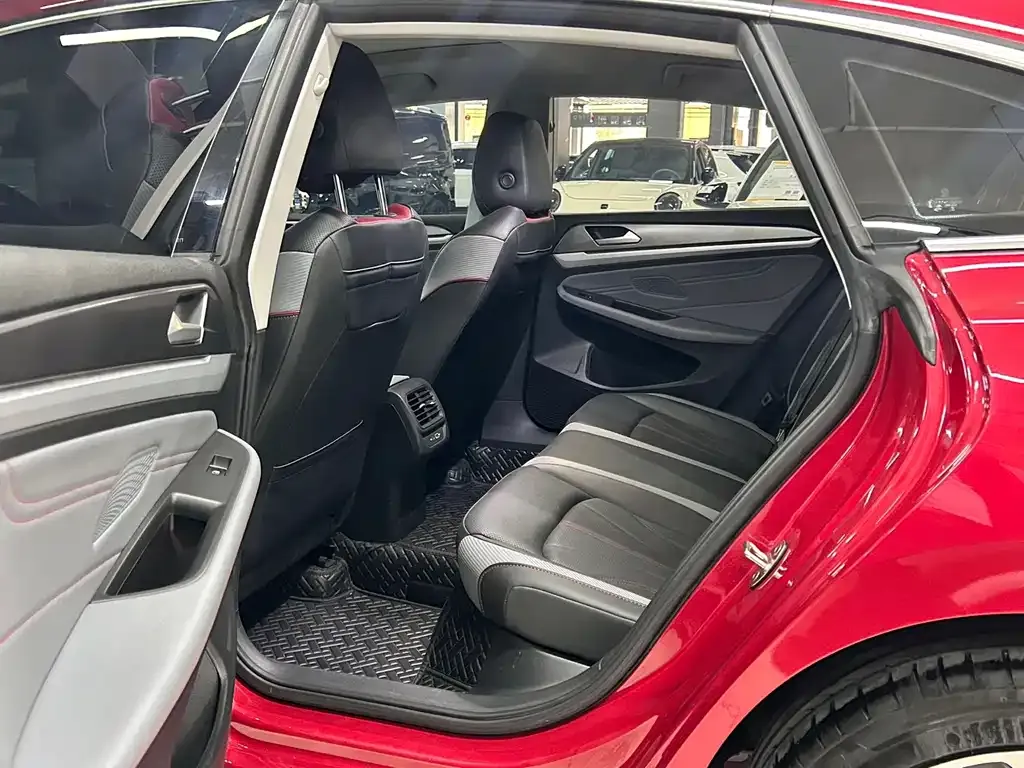 Volkswagen Lamando 2023 из CN, фото 7