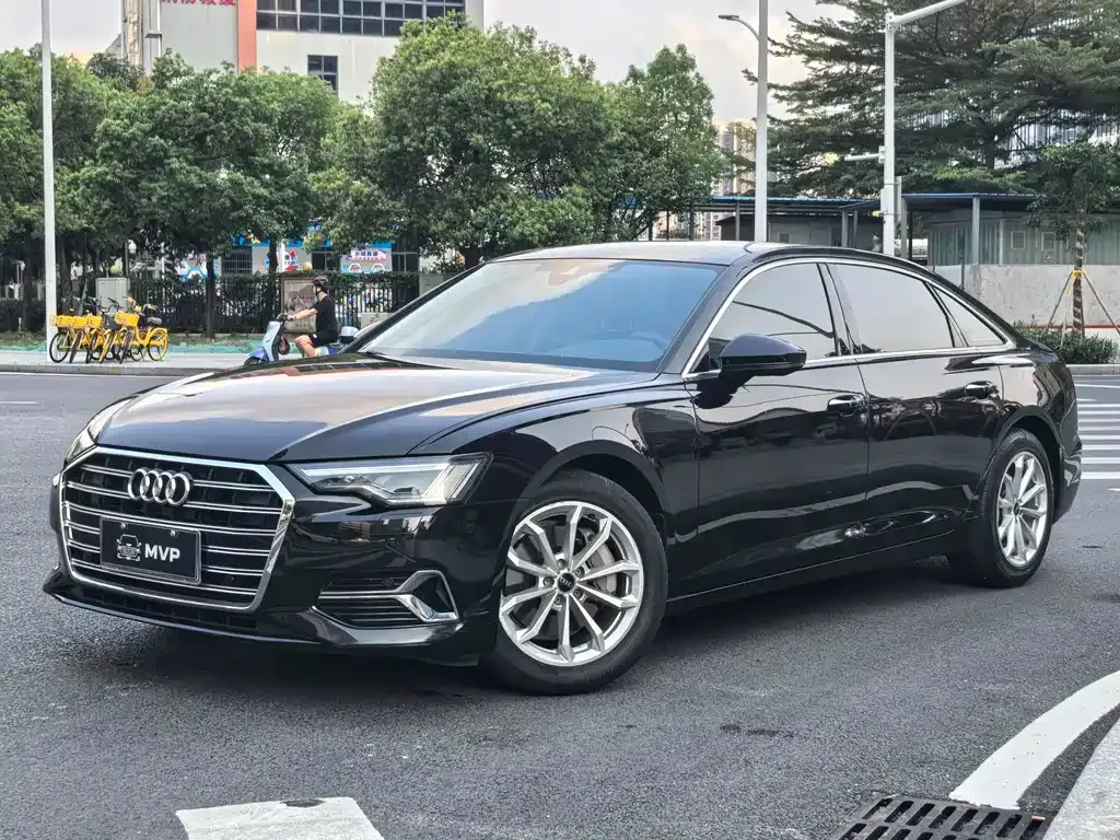 Audi A6L 2022 из CN, фото 1