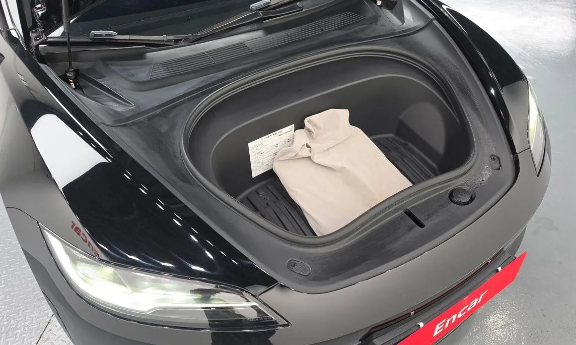 Tesla Model 3 2024 из KR, фото 7