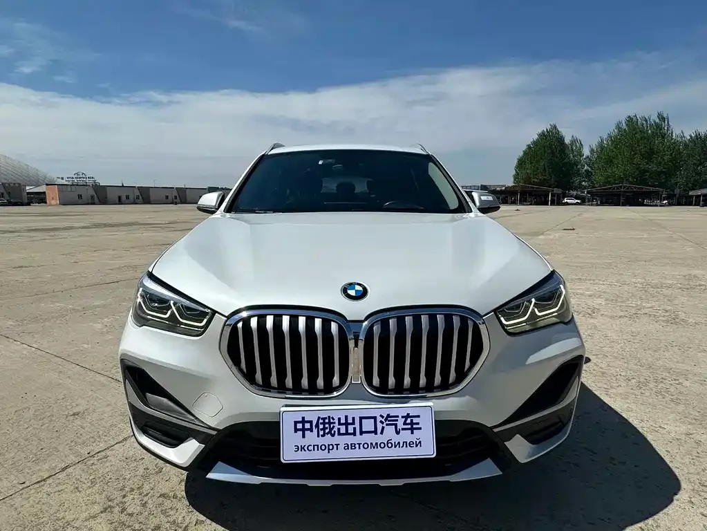 BMW X1 — фото 2