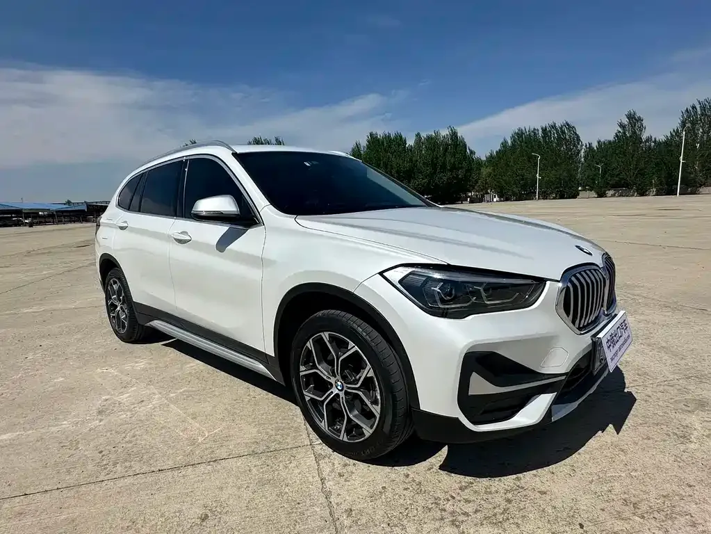 BMW X1 — фото 7