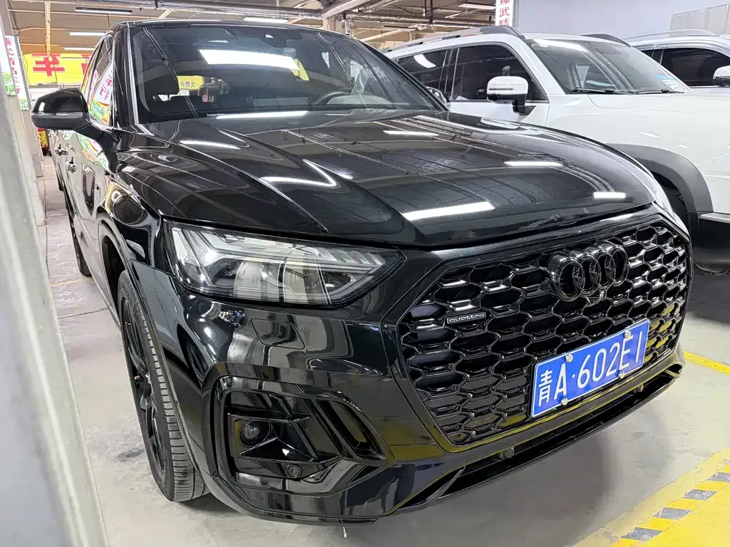 Audi Q5L Sportback — фото 7