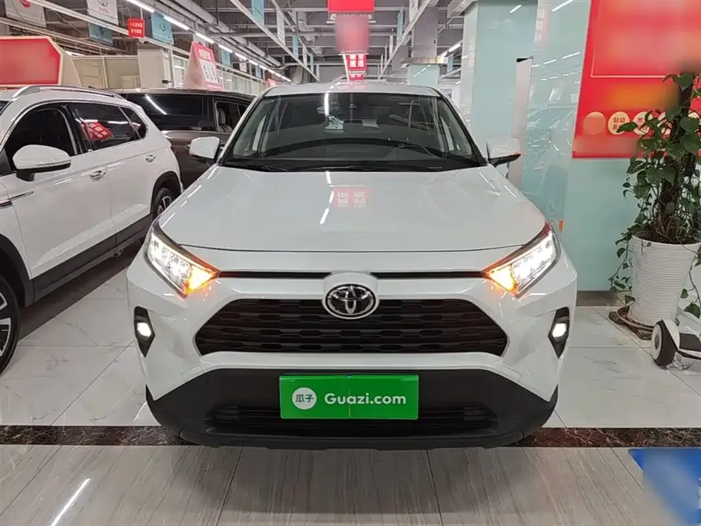 Toyota RAV4 2024 из CN, фото 6