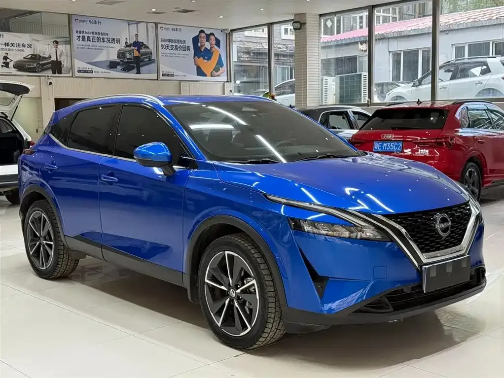 Nissan Qashqai — фото 10