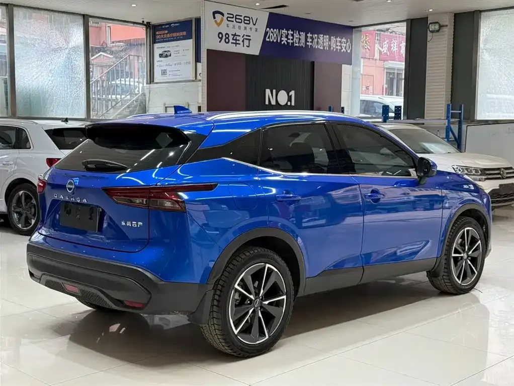 Nissan Qashqai — фото 4