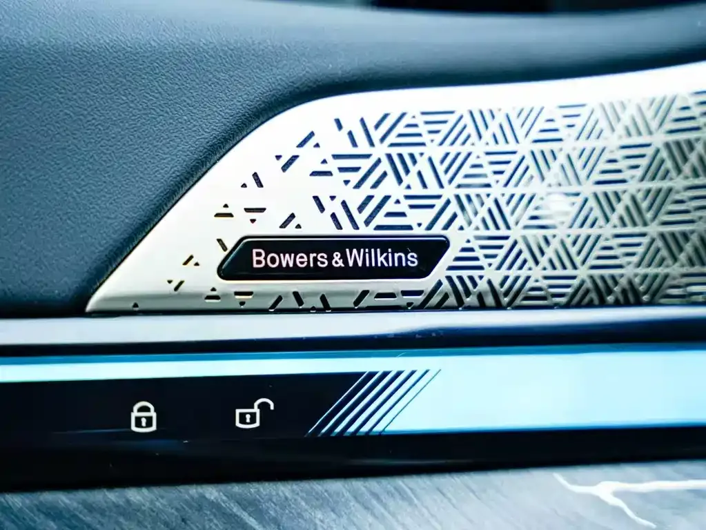 BMW 5 Series 2025 из CN, фото 9