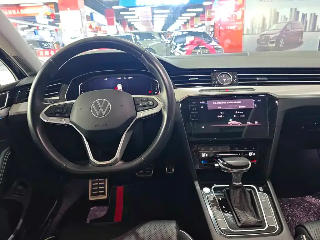 Volkswagen Magotan GTE PHEV 2022 из CN, фото 6