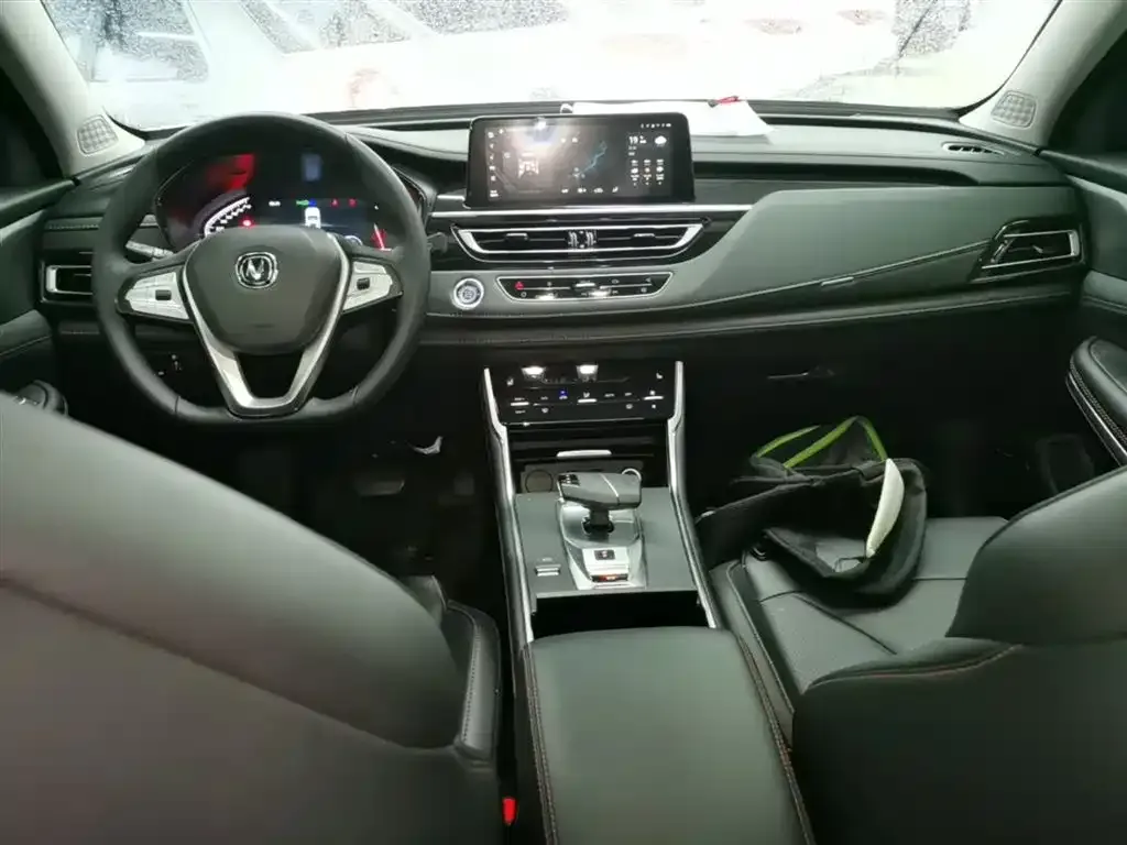Changan CS75 2025 из CN, фото 3