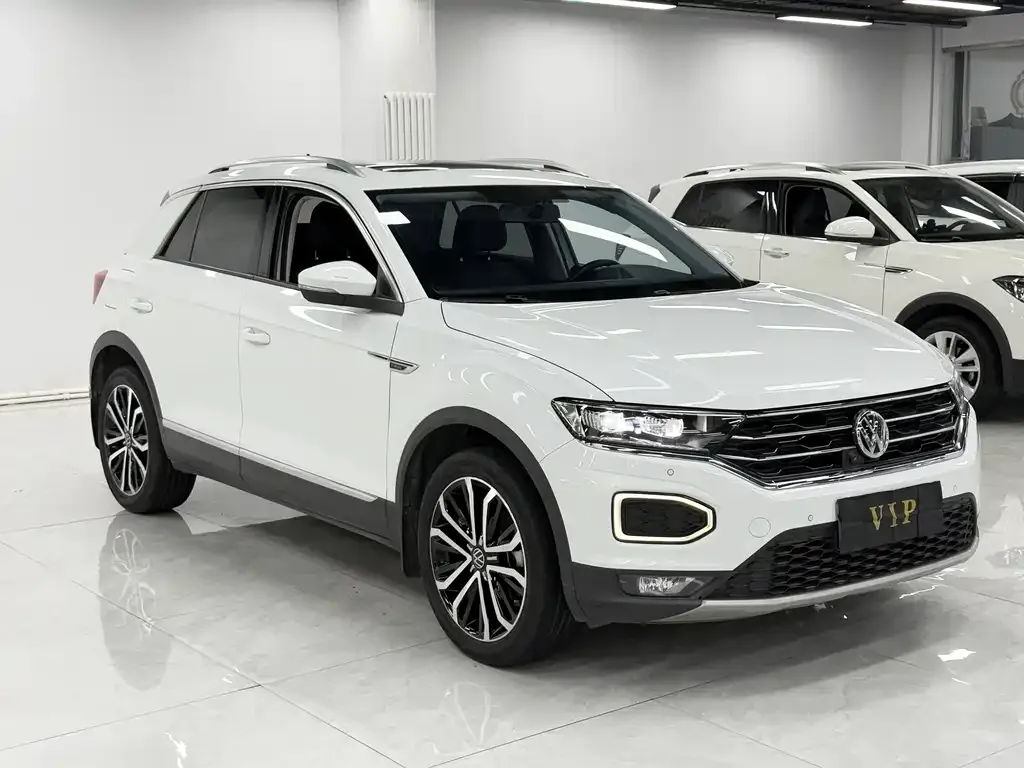 Volkswagen T-Roc — фото 5