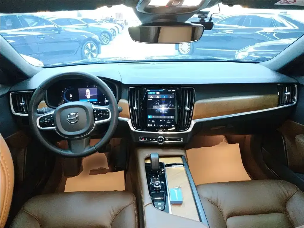 Volvo S90 2024 из CN, фото 9
