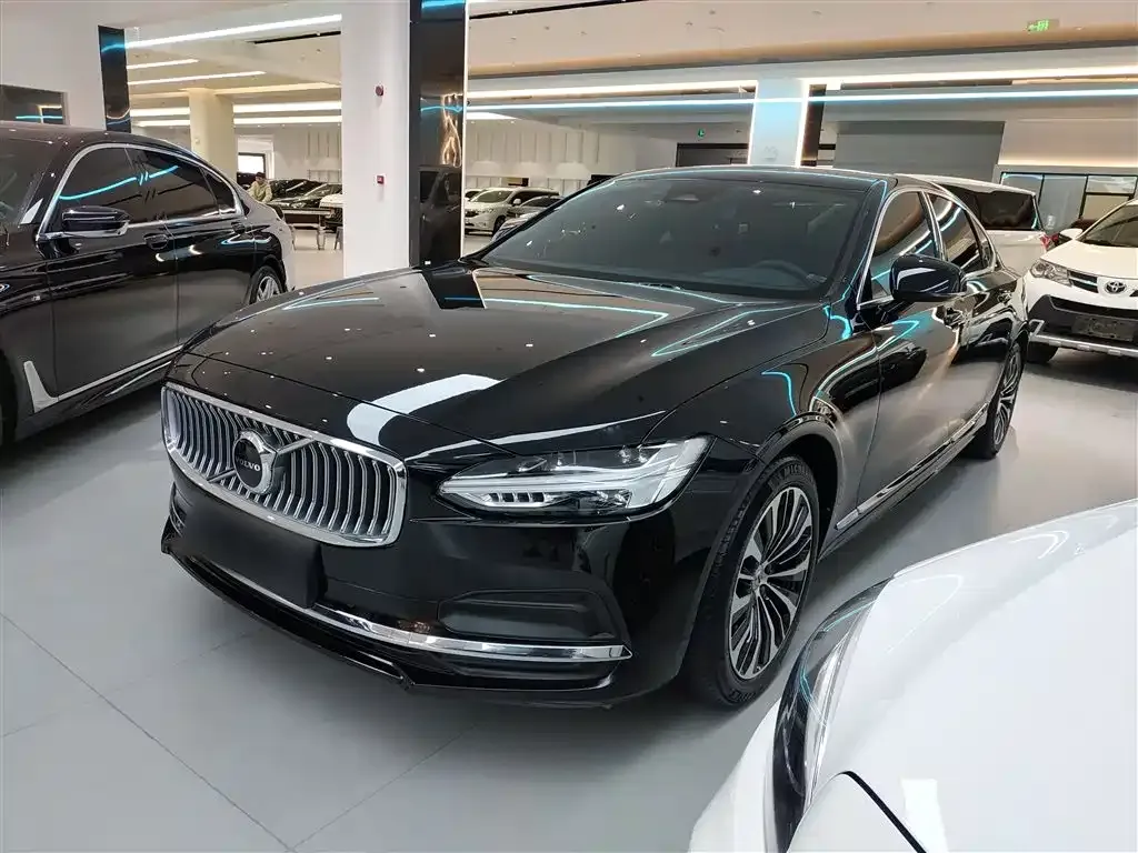 Volvo S90 2024 из CN, фото 8