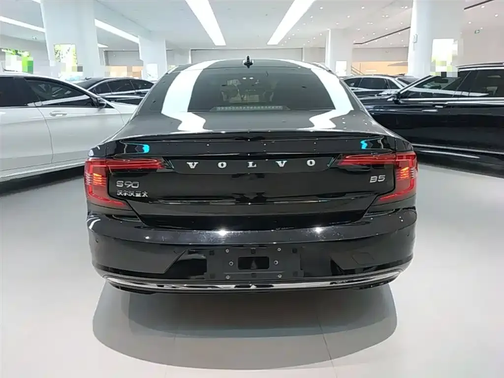 Volvo S90 2024 из CN, фото 6