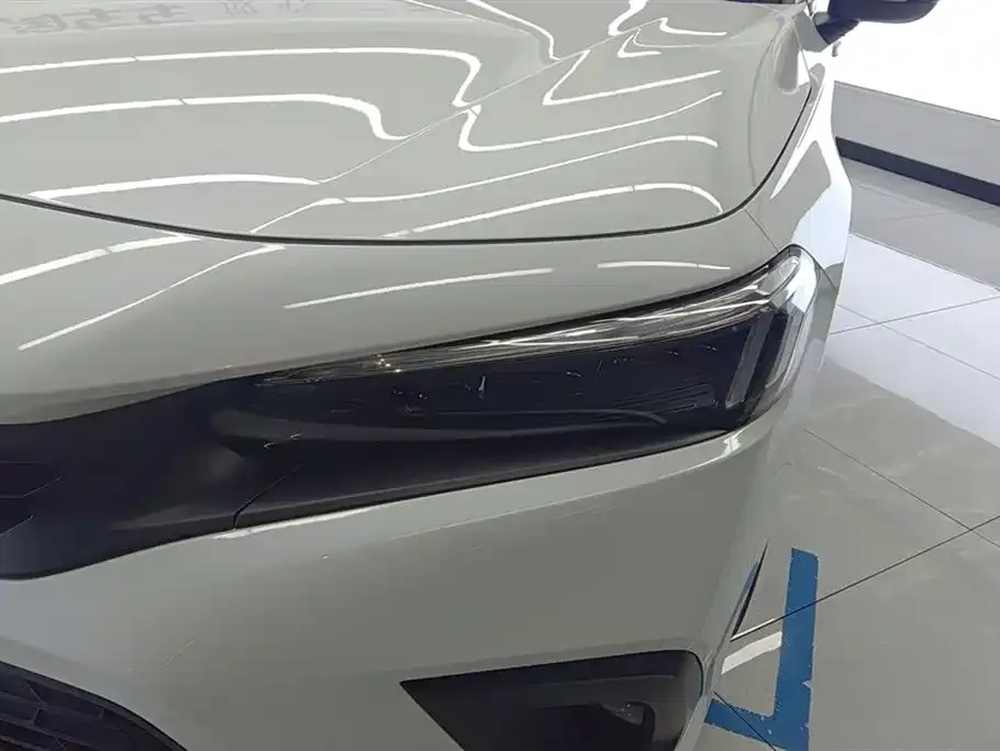 Honda Civic — фото 7