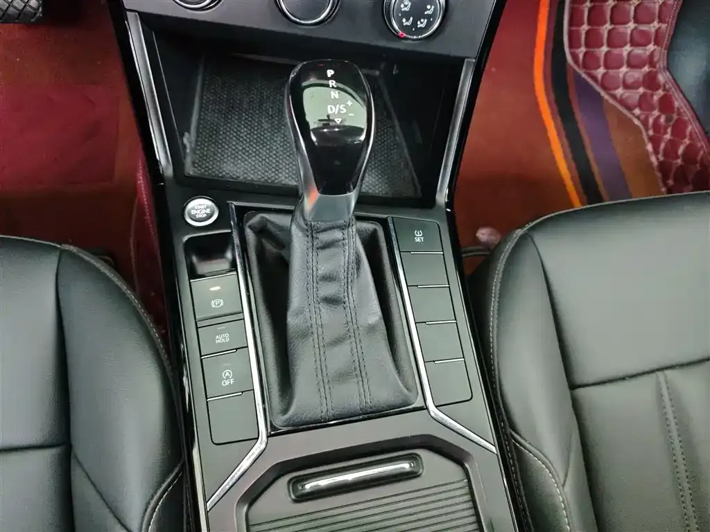 Volkswagen Passat 2021 из CN, фото 8