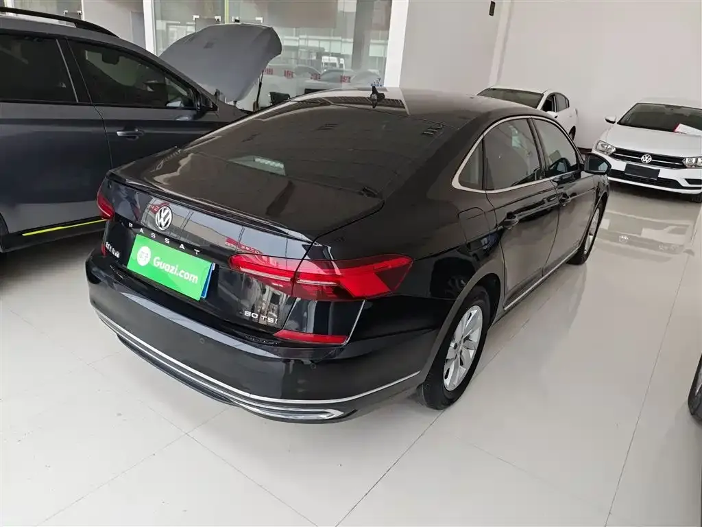 Volkswagen Passat 2021 из CN, фото 7