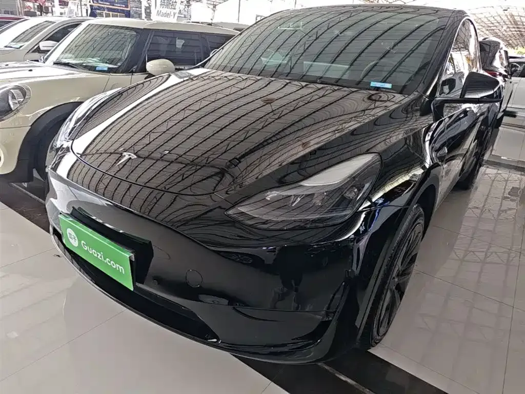 Tesla Model Y — фото 4