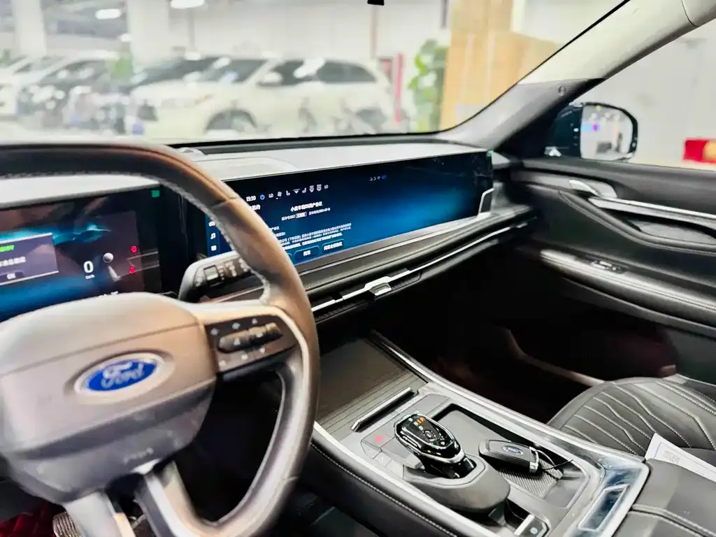 Ford Edge — фото 3