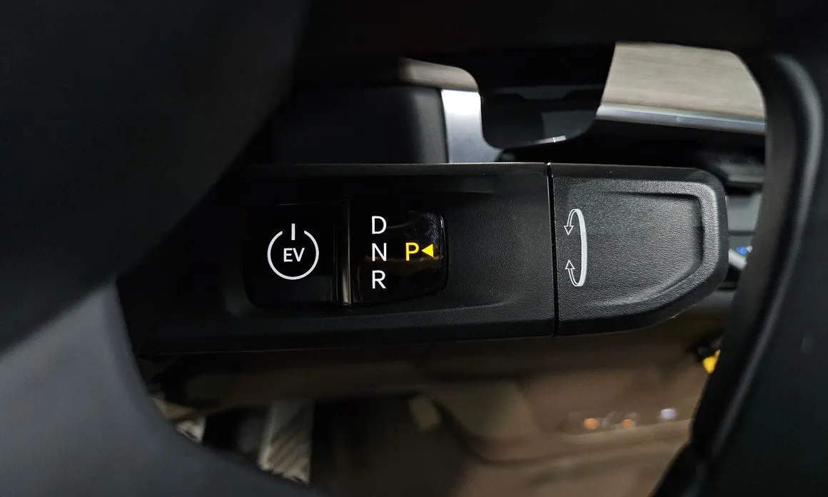 Kia EV9 2024 из KR, фото 2