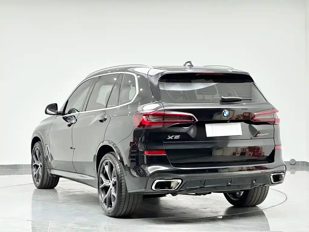 BMW X5 — фото 5