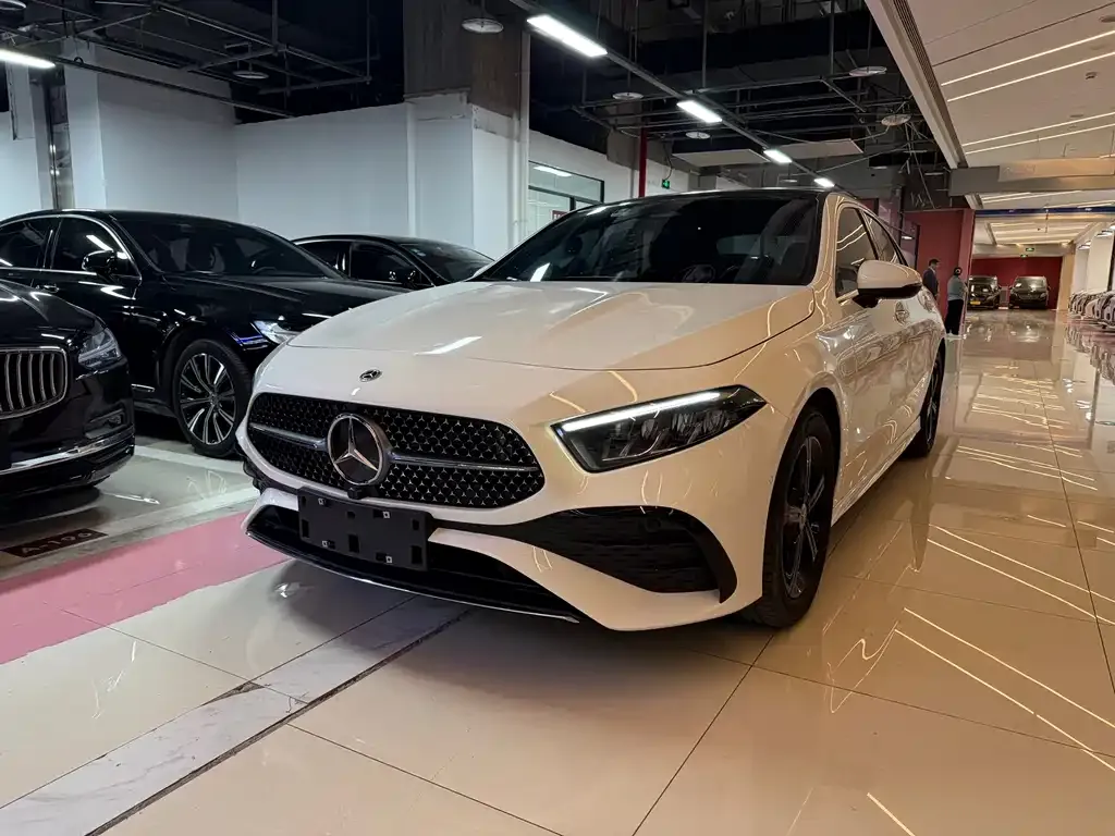 Mercedes-Benz A-Class — фото 1