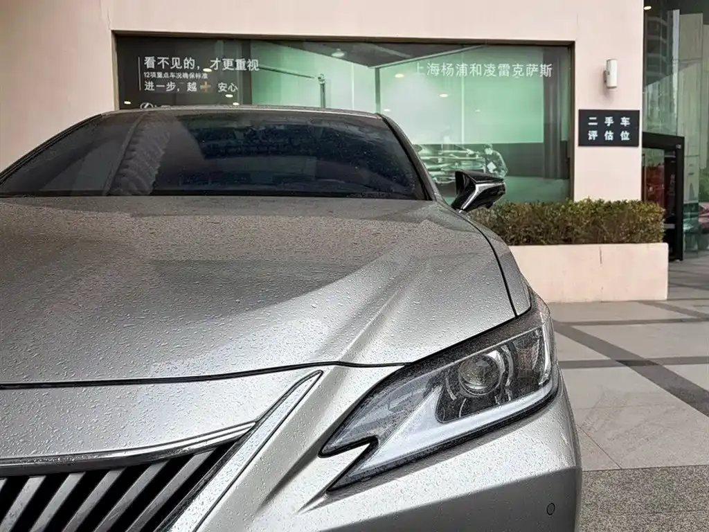 Lexus ES — фото 7
