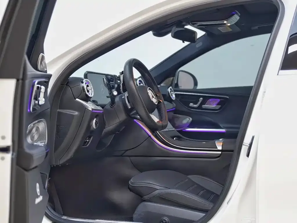 Mercedes-Benz C-Class 2025 из CN, фото 4