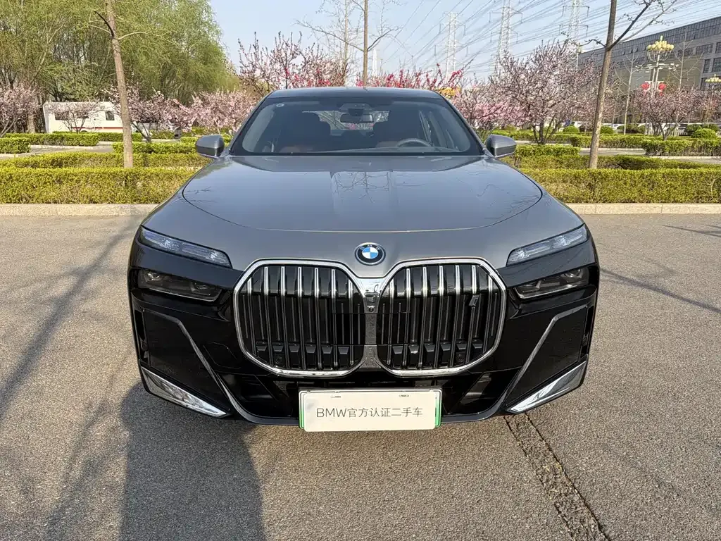 BMW i7 2025 из CN, фото 10