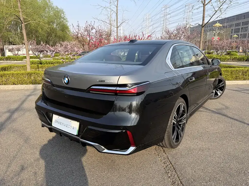 BMW i7 2025 из CN, фото 8