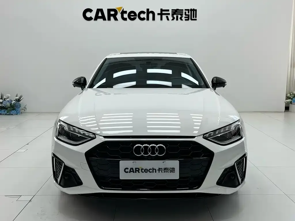 Audi A4L 2023 из CN, фото 2
