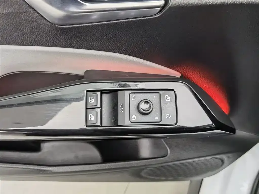 Volkswagen ID.3 2023 из CN, фото 7