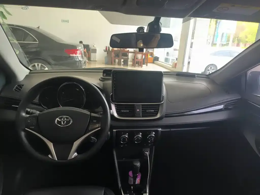 Toyota Yaris L 2023 из CN, фото 5