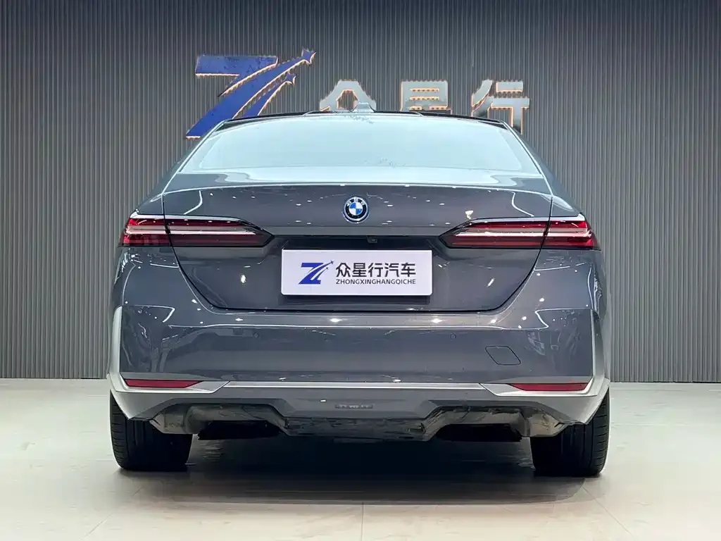 BMW i5 2024 из CN, фото 3