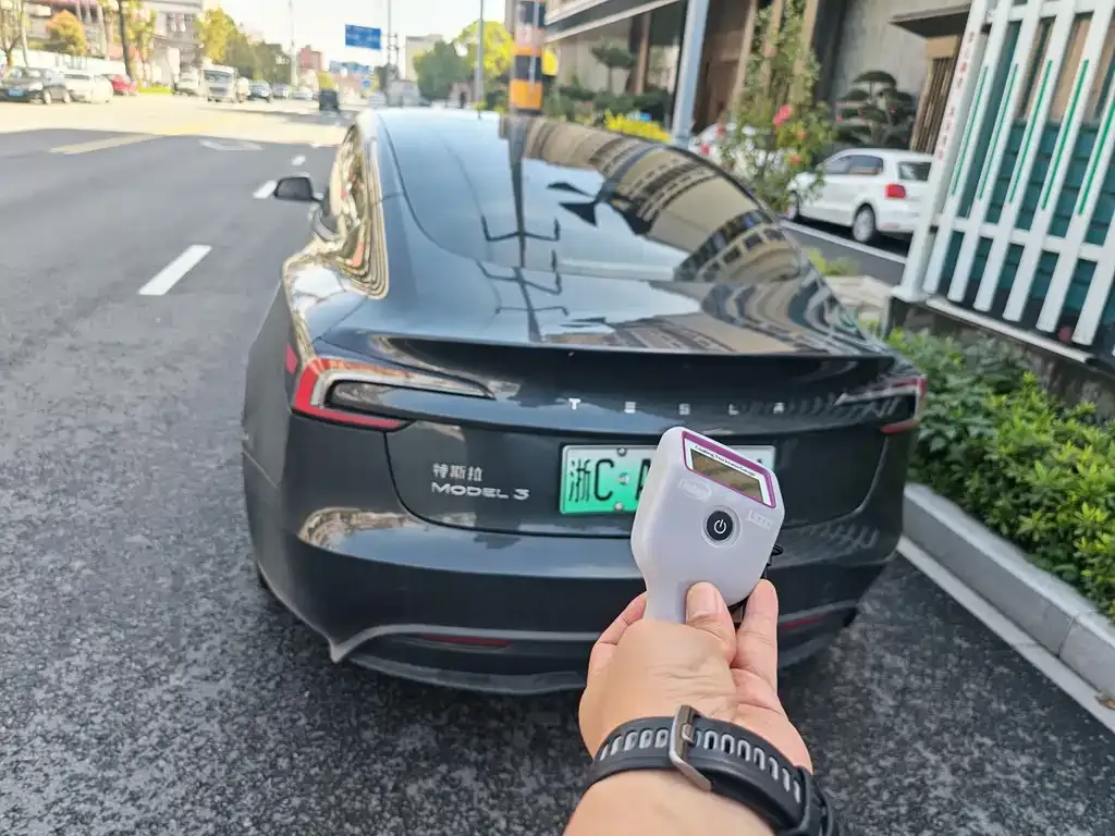 Tesla Model 3 — фото 5
