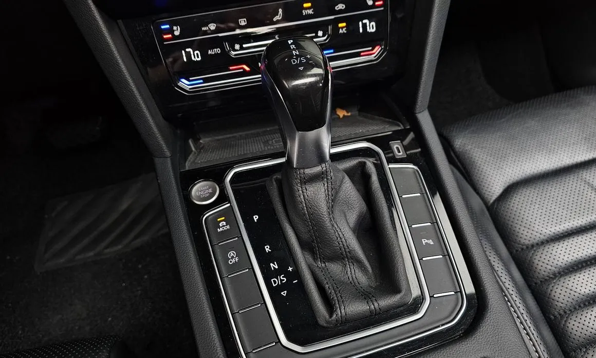 Volkswagen Passat — фото 9