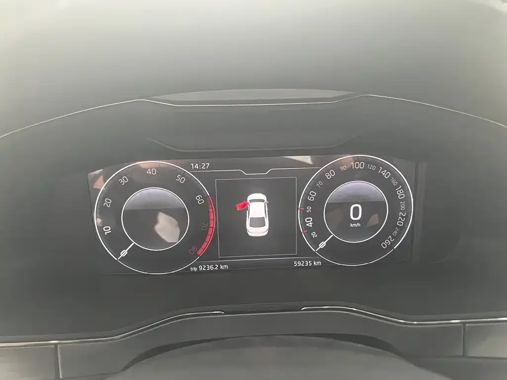 Skoda Superb 2022 из CN, фото 8