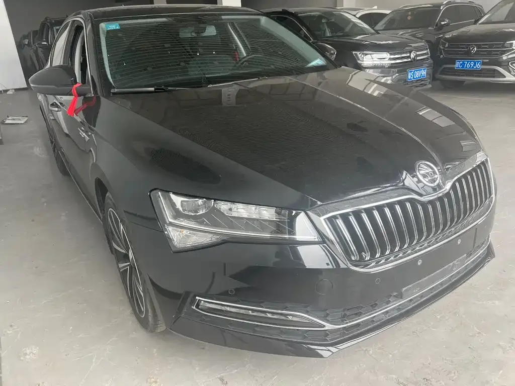Skoda Superb 2022 из CN, фото 9