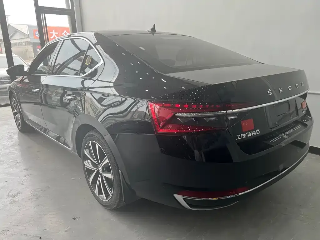 Skoda Superb 2022 из CN, фото 4