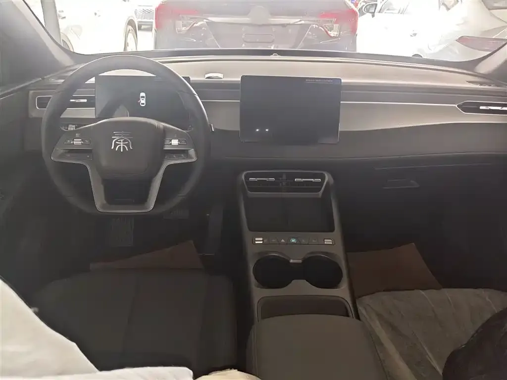 BYD Qin PLUS 2026 из CN, фото 2