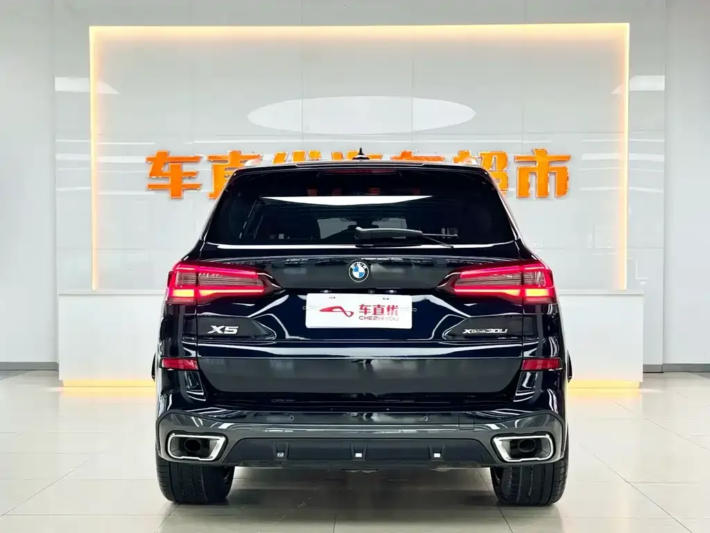 BMW X5 — фото 2