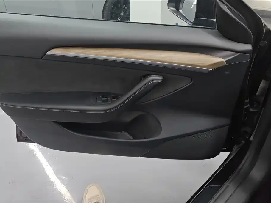 Tesla Model 3 2023 из CN, фото 6