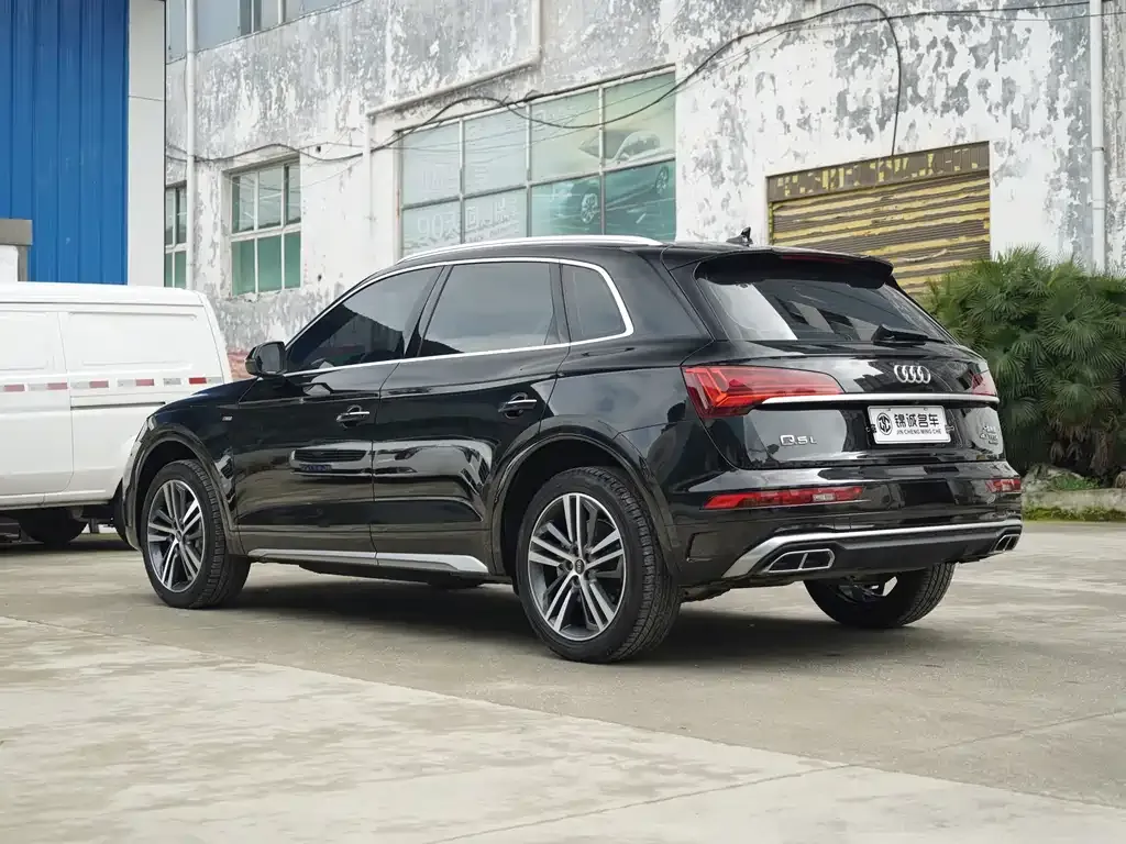 Audi Q5L 2022 из CN, фото 9