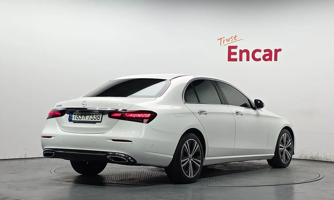 Mercedes-Benz E-Class 2021 из KR, фото 8
