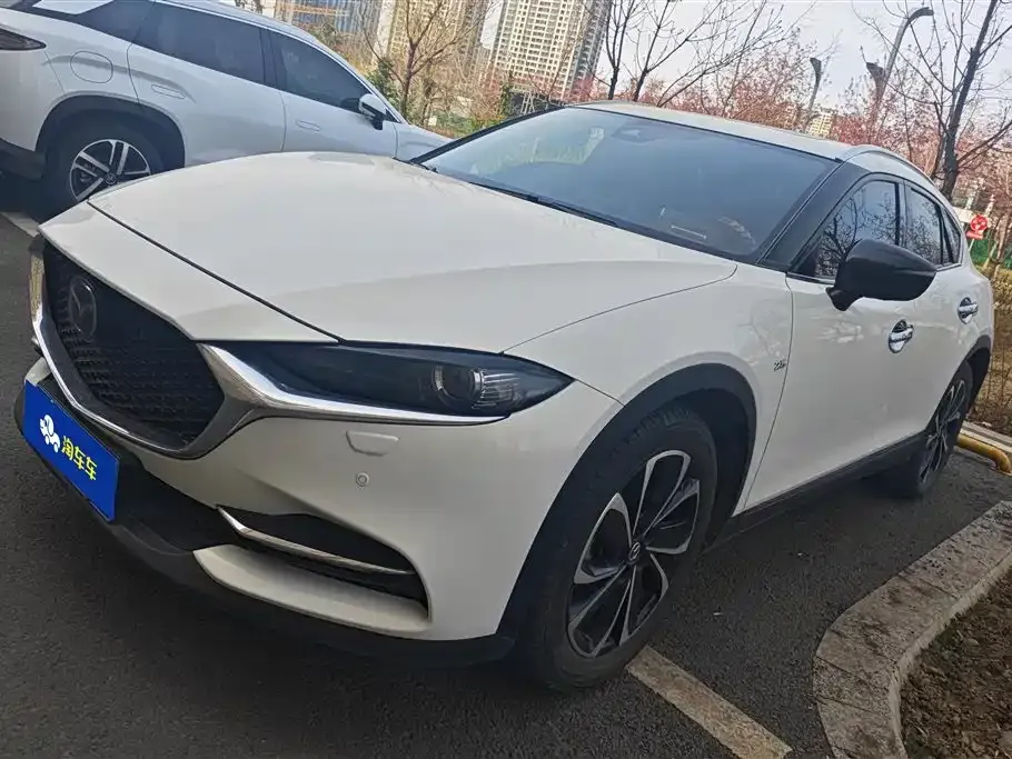 Mazda CX-4 2022 из CN, фото 1