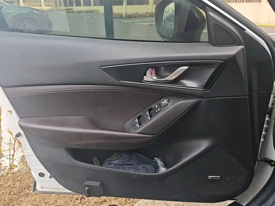 Mazda CX-4 2022 из CN, фото 3