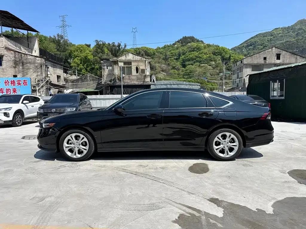 Honda Accord 2024 из CN, фото 10