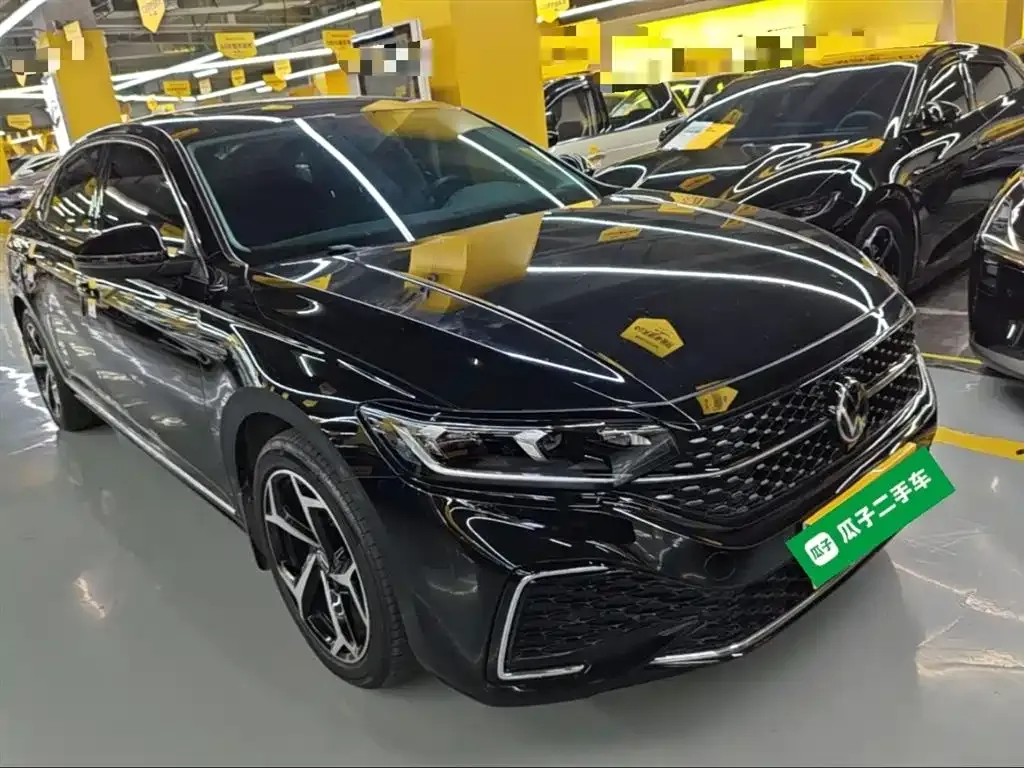 Volkswagen Passat 2023 из CN, фото 8