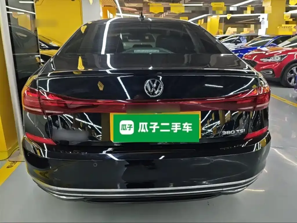 Volkswagen Passat 2023 из CN, фото 4