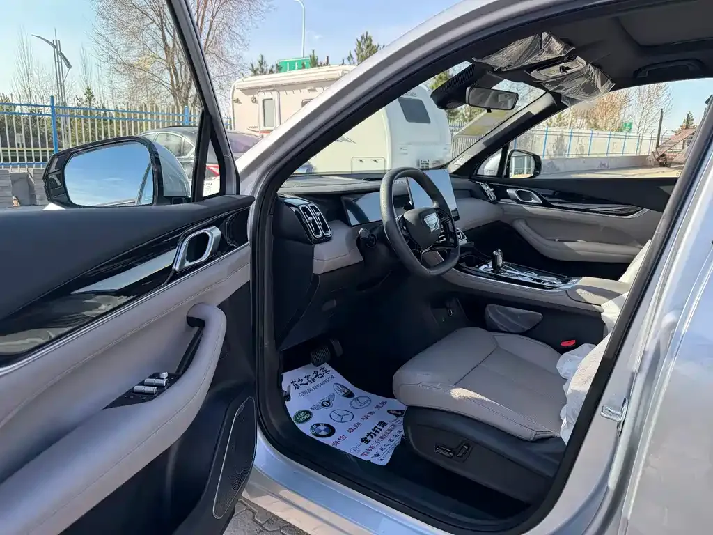 Geely Boyue L 2026 из CN, фото 4