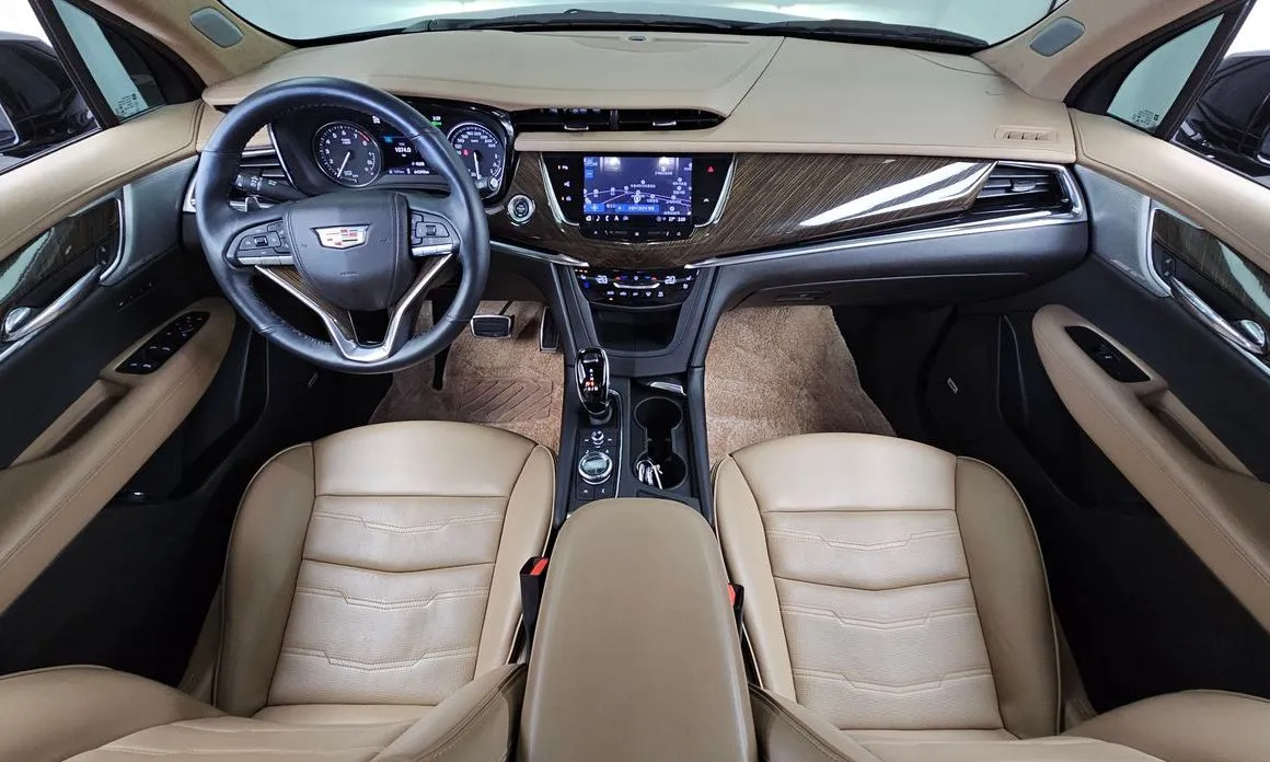 Cadillac XT6 2021 из KR, фото 6